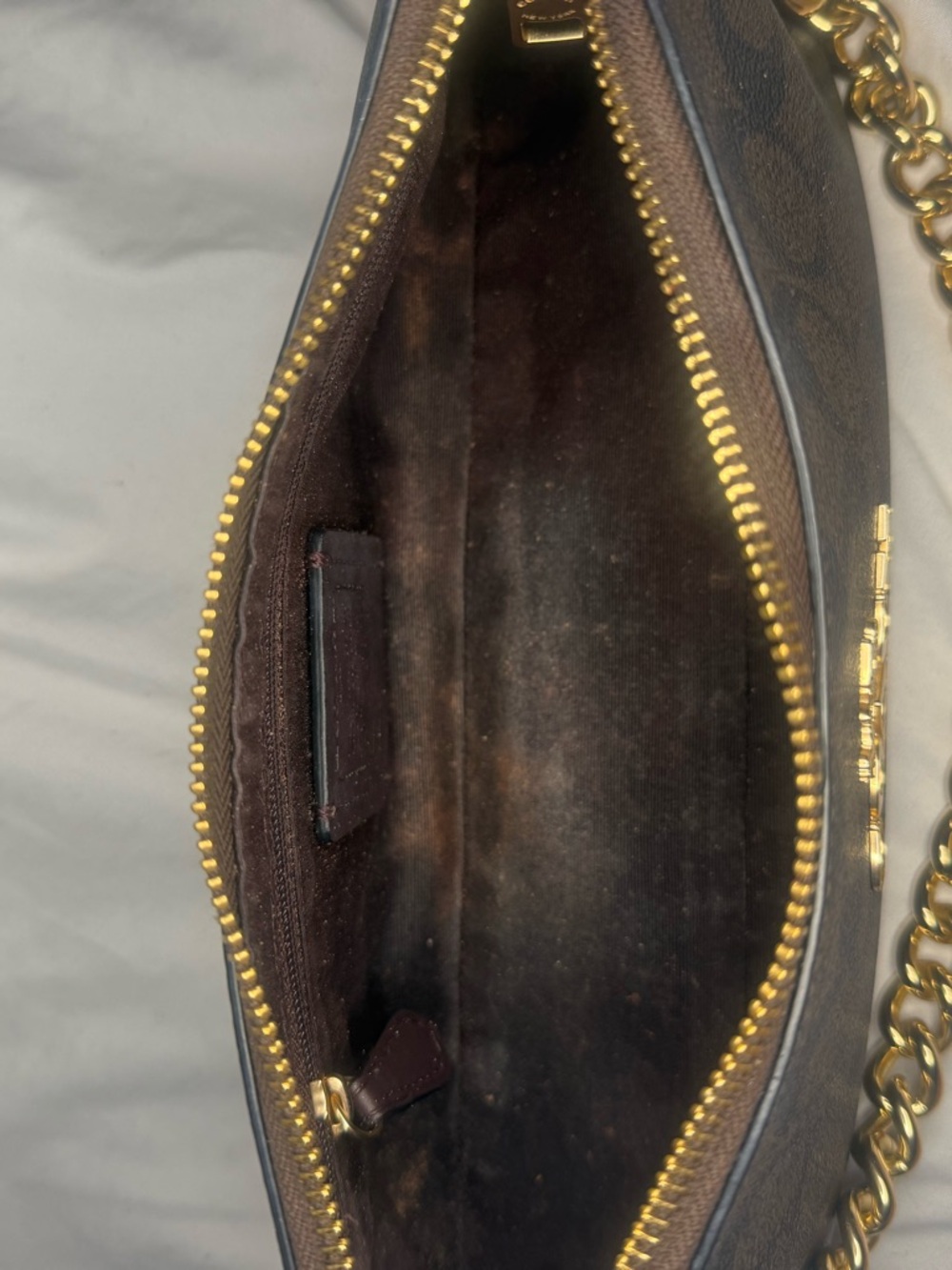Coach Brown Signature Chain Shoulder Bag with Gold Hardware - Picture 4 of 5